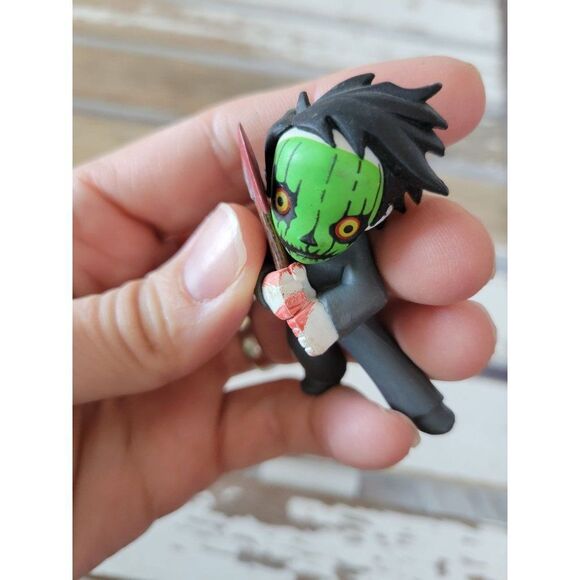 Living Dead Dolls Jason ax figurine - Picture 9 of 9